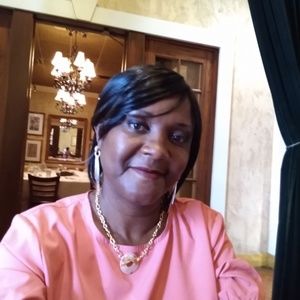 Meet your Posher, Rhonda